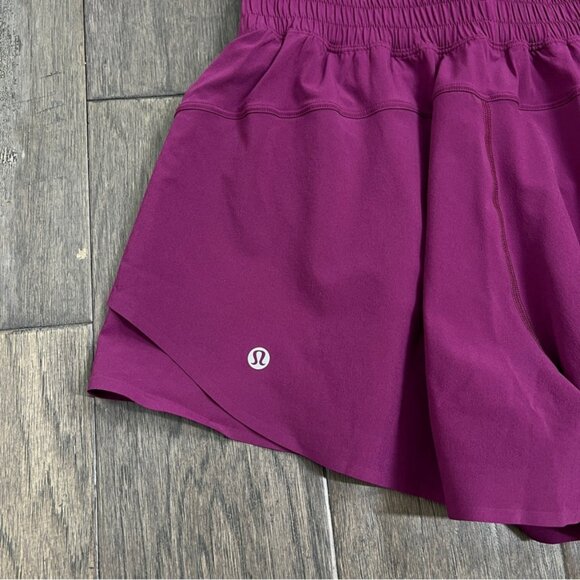 Lululemon NWT Shake It Out High-Rise Running Short 2.5" Chilled Grape - Picture 3 of 8